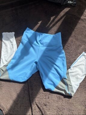 Fabletics Light Blue Leggings with White and Light Gray Panels